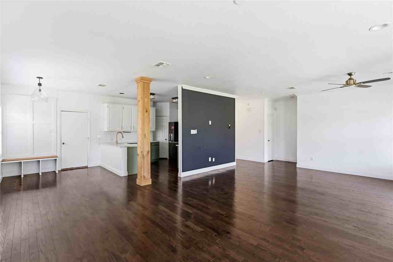 5918 Lafayette Dr - Photo 7 of 31