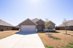 1833 Pecan Valley Dr - Photo 1 of 1
