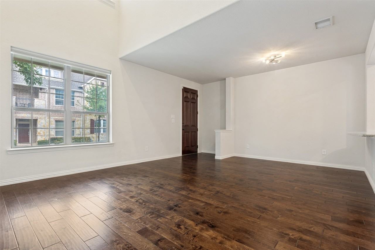 723 Matthew Pl - Photo 5 of 23