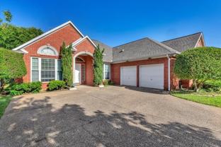 716 Ticonderoga Dr - Photo 1 of 1