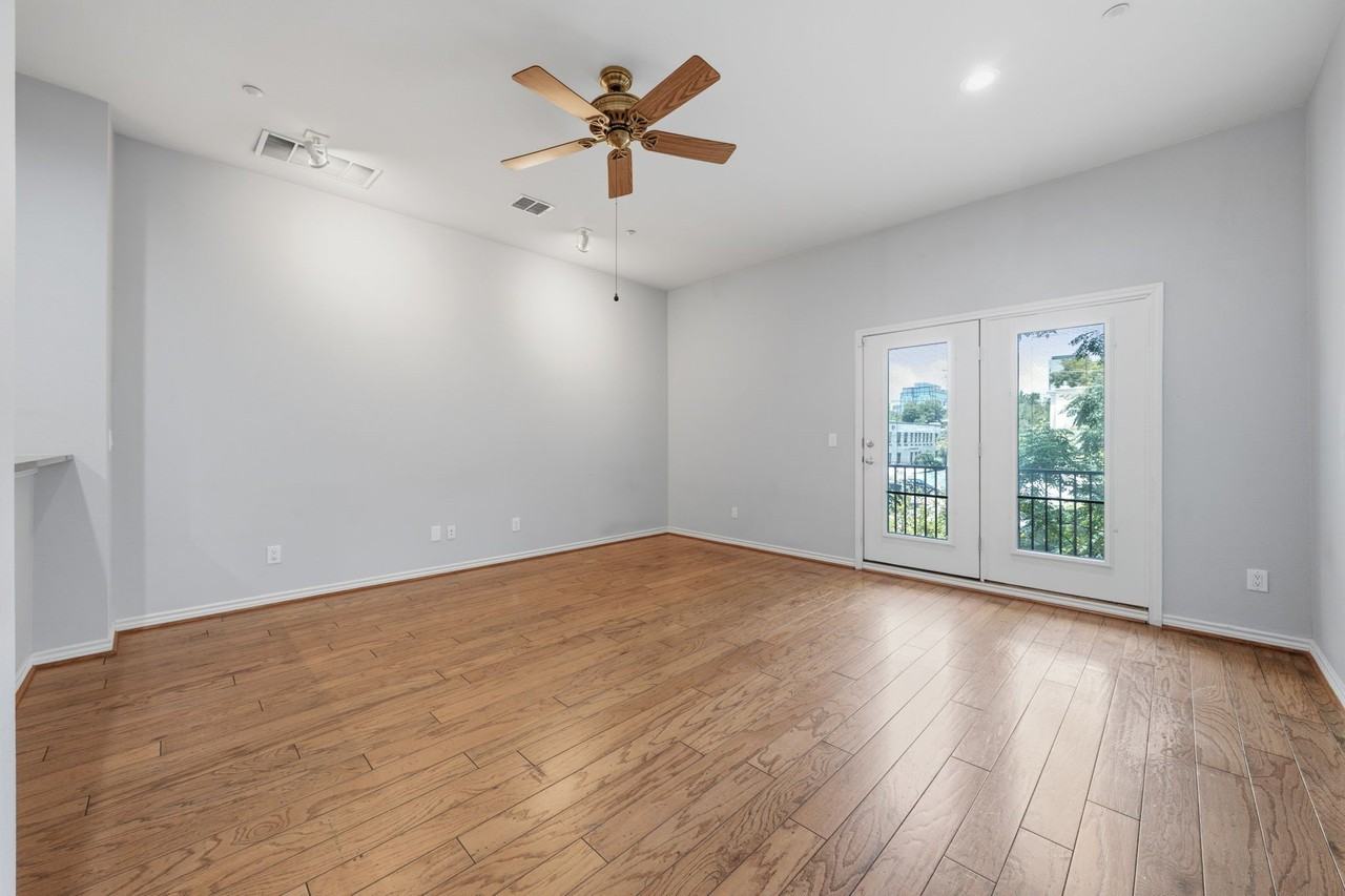 4225 Mckinney Ave #7 - Photo 7 of 40