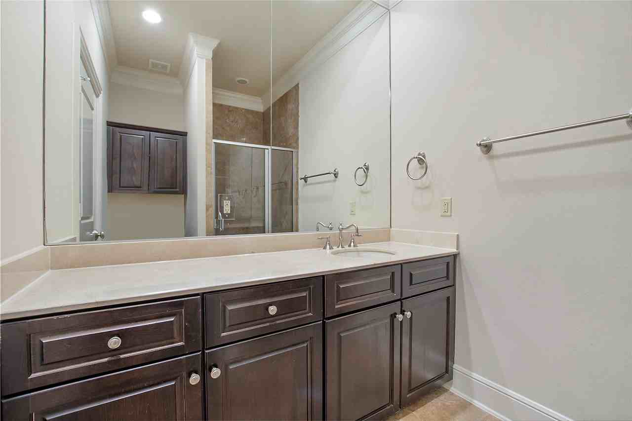 6505 Bandera Ave #2A - Photo 5 of 13