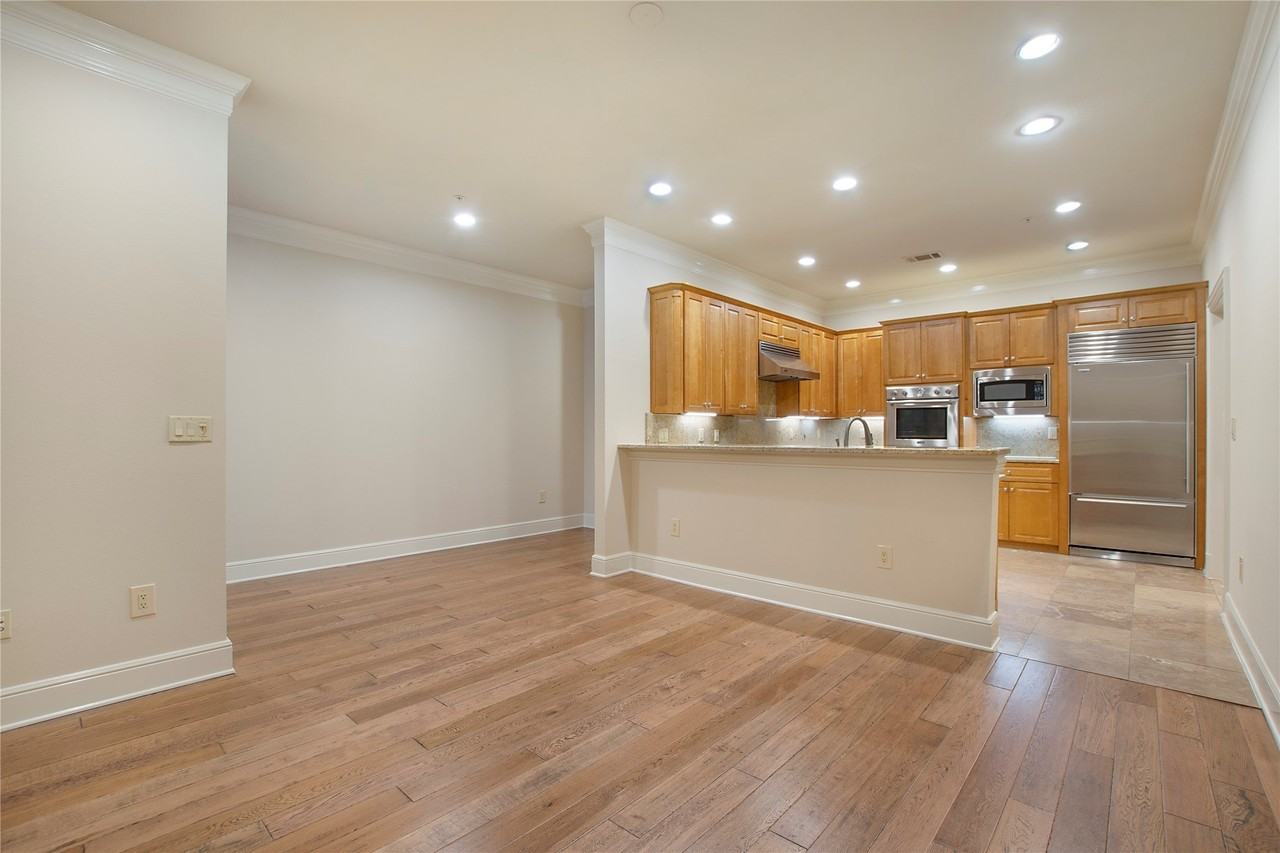 6505 Bandera Ave #2A - Photo 7 of 13