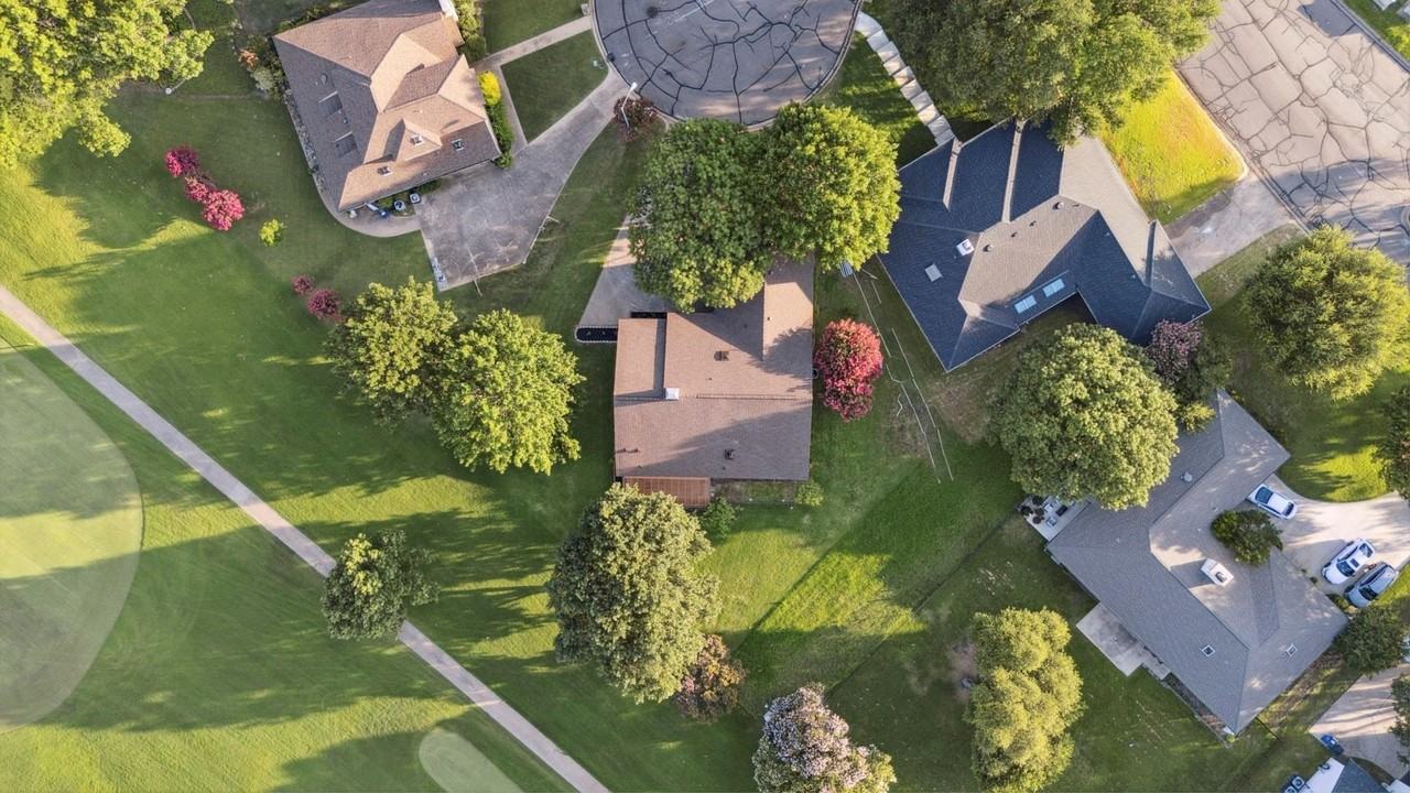 1308 Clubhouse Ct - Photo 3 of 30