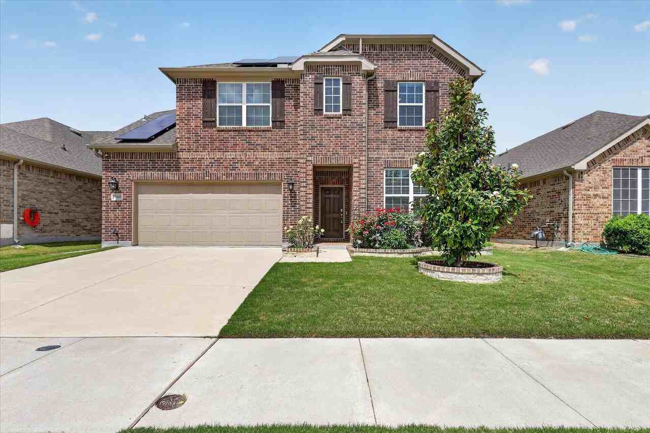 940 Crest Breeze Dr - Photo 2 of 40