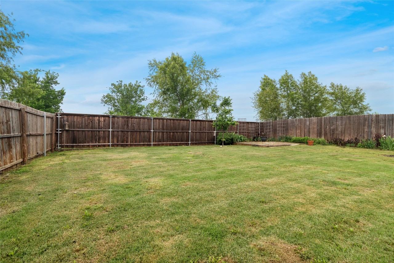4351 Pyramid Dr - Photo 6 of 6