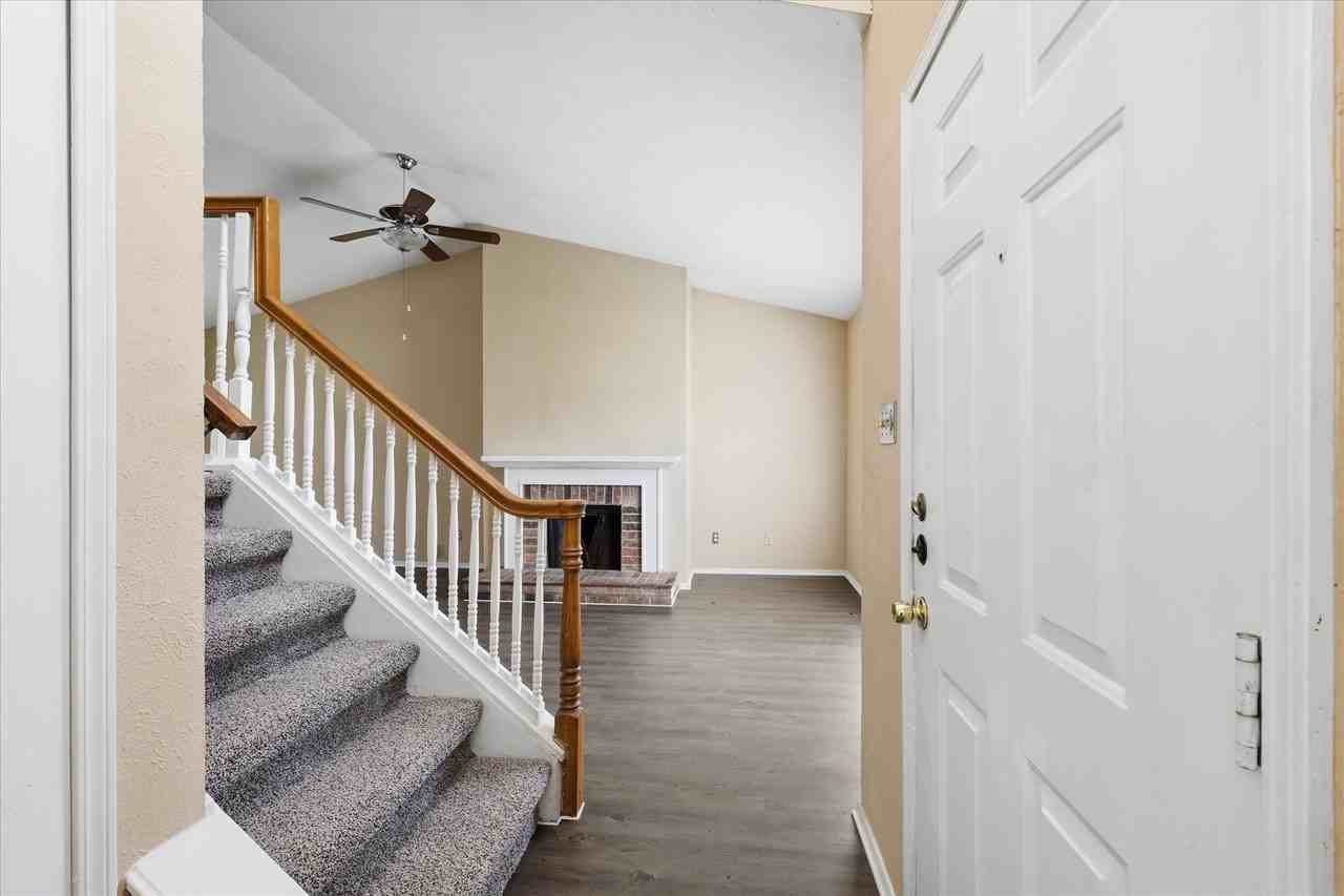 6733 Dandelion Dr - Photo 5 of 27