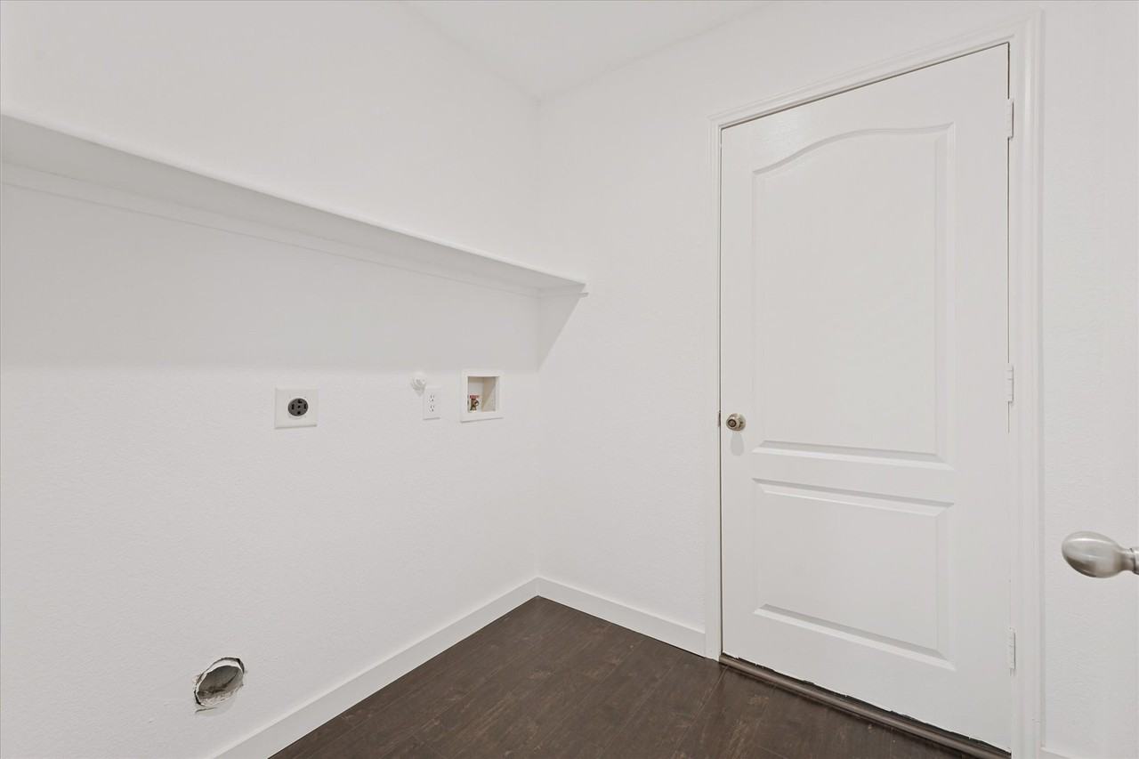5311 Freestone Dr - Photo 7 of 27