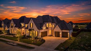 featured image of 925 Shady Oaks Dr