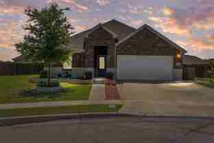 101 Lisa Ln - Photo 1 of 1