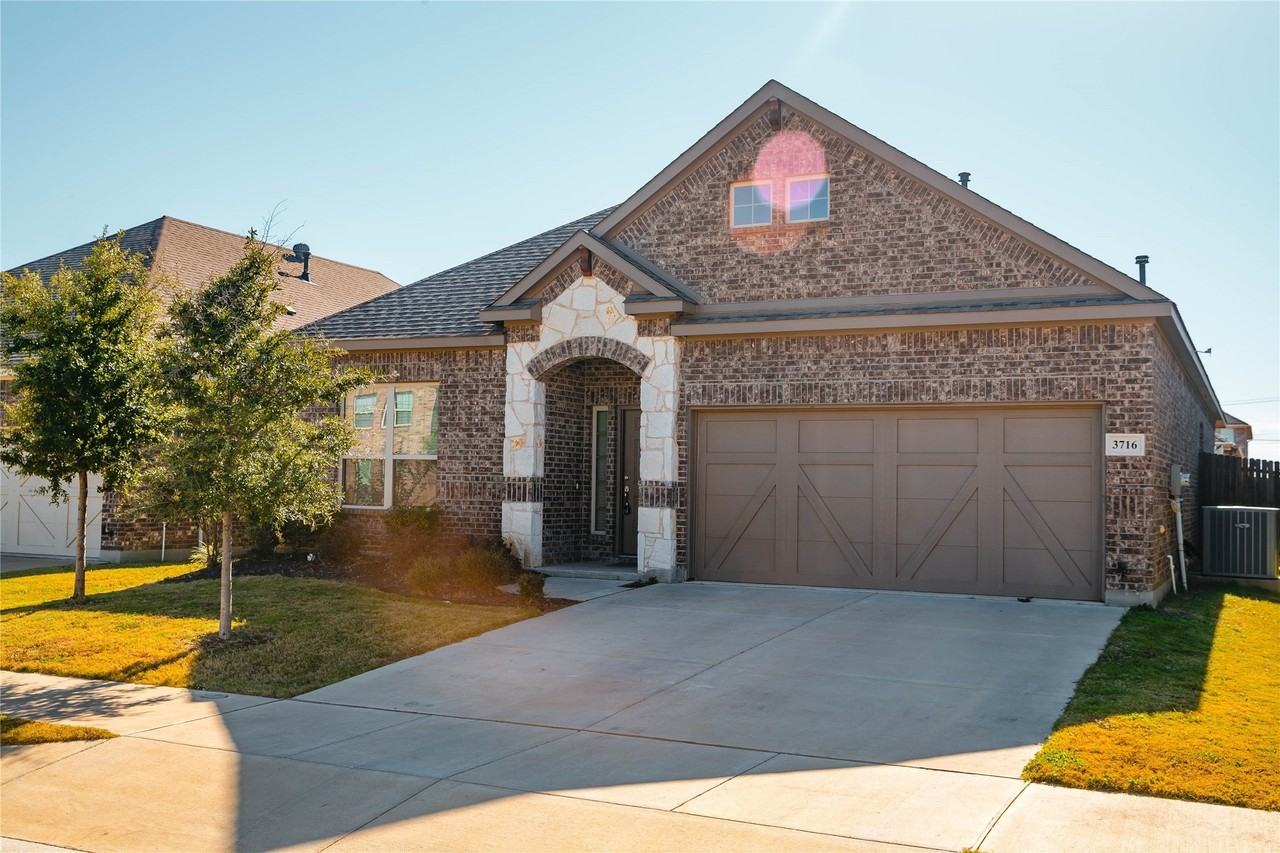 3716 Peach Blossom Rd - Photo 2 of 34