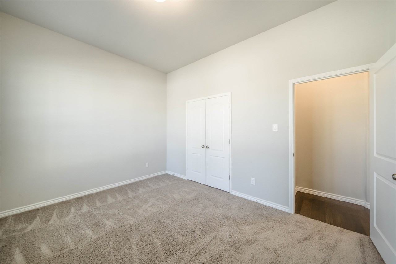 3716 Peach Blossom Rd - Photo 4 of 34