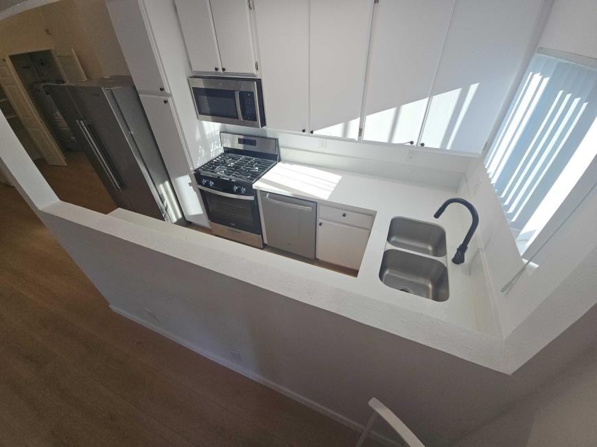 4414 Stern Ave - Photo 3 of 10
