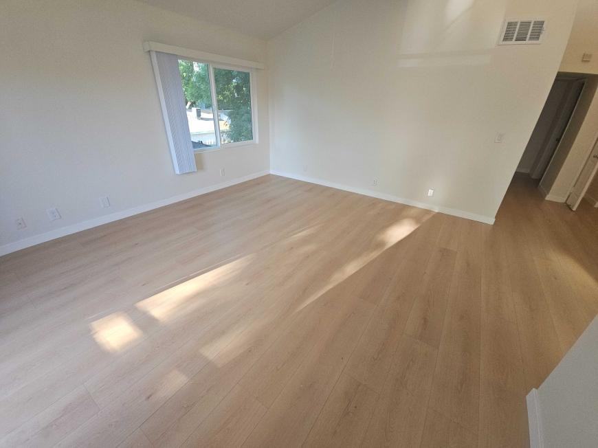 4414 Stern Ave - Photo 4 of 10