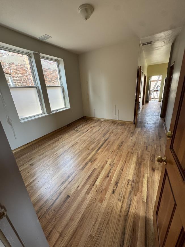 2856 W Roosevelt Rd - Photo 2 of 10