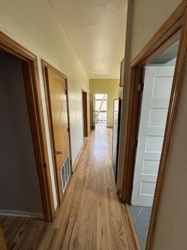 2856 W Roosevelt Rd - Photo 3 of 10