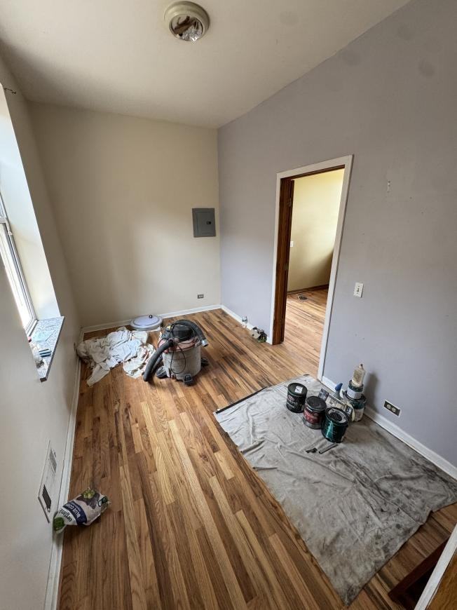 2856 W Roosevelt Rd - Photo 4 of 10