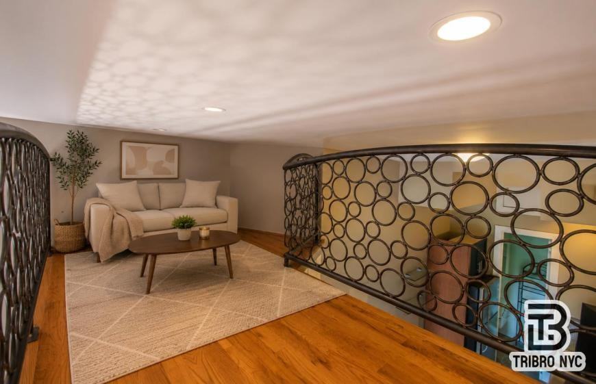 215 Marion St - Photo 5 of 5