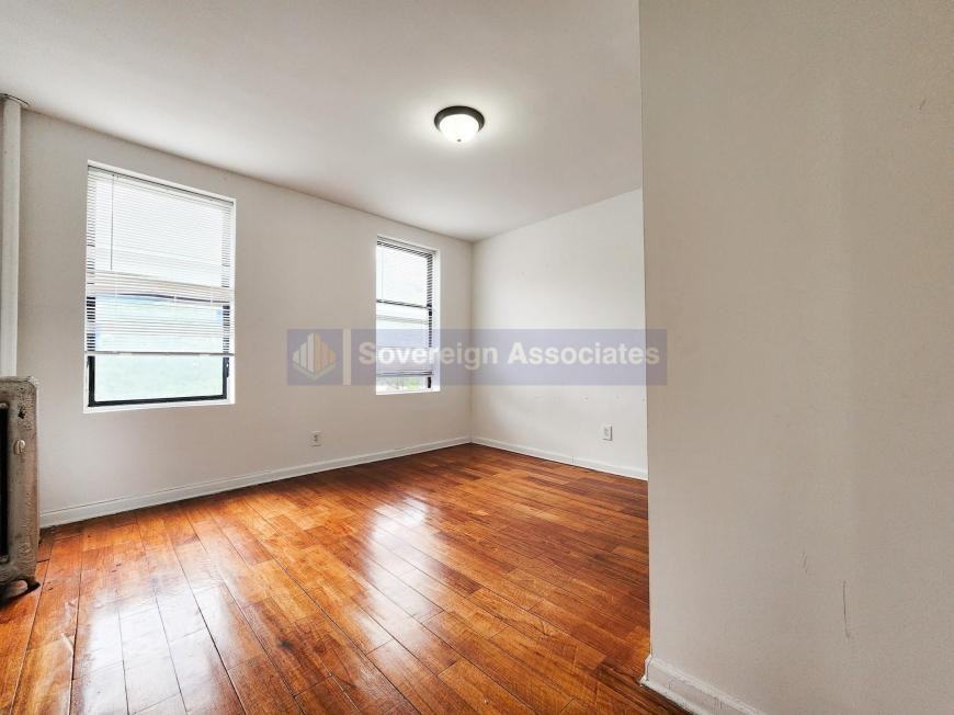 3620 Broadway - Photo 3 of 10