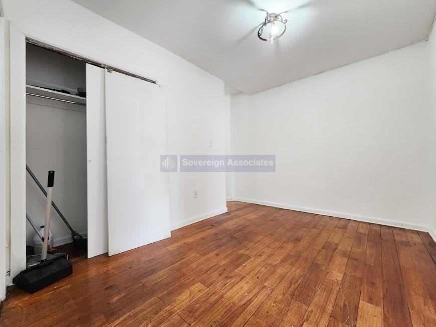 3620 Broadway - Photo 6 of 10