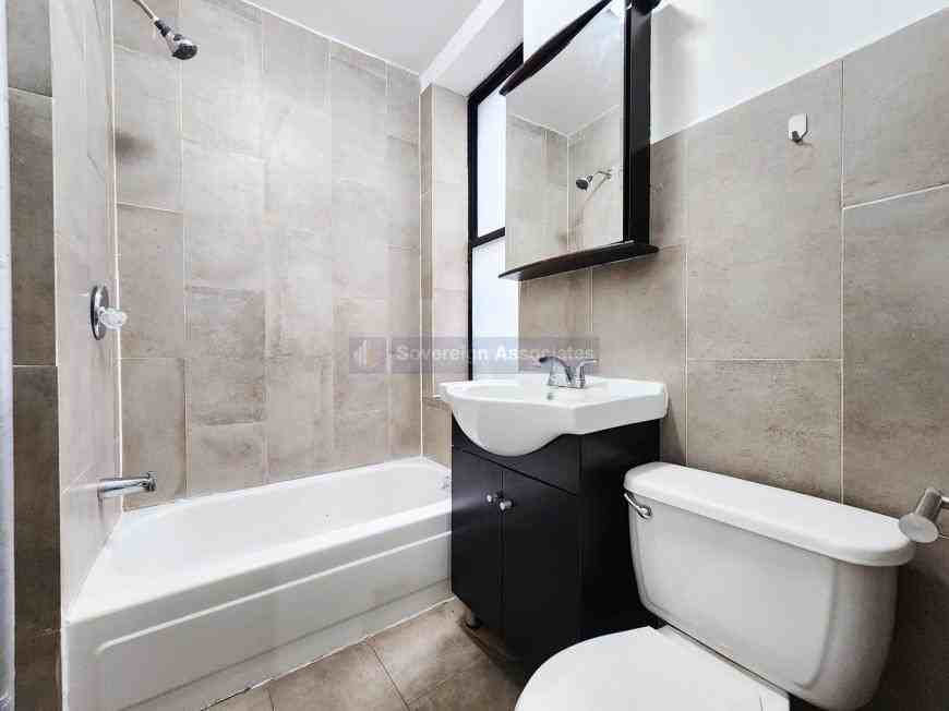 3620 Broadway - Photo 7 of 10