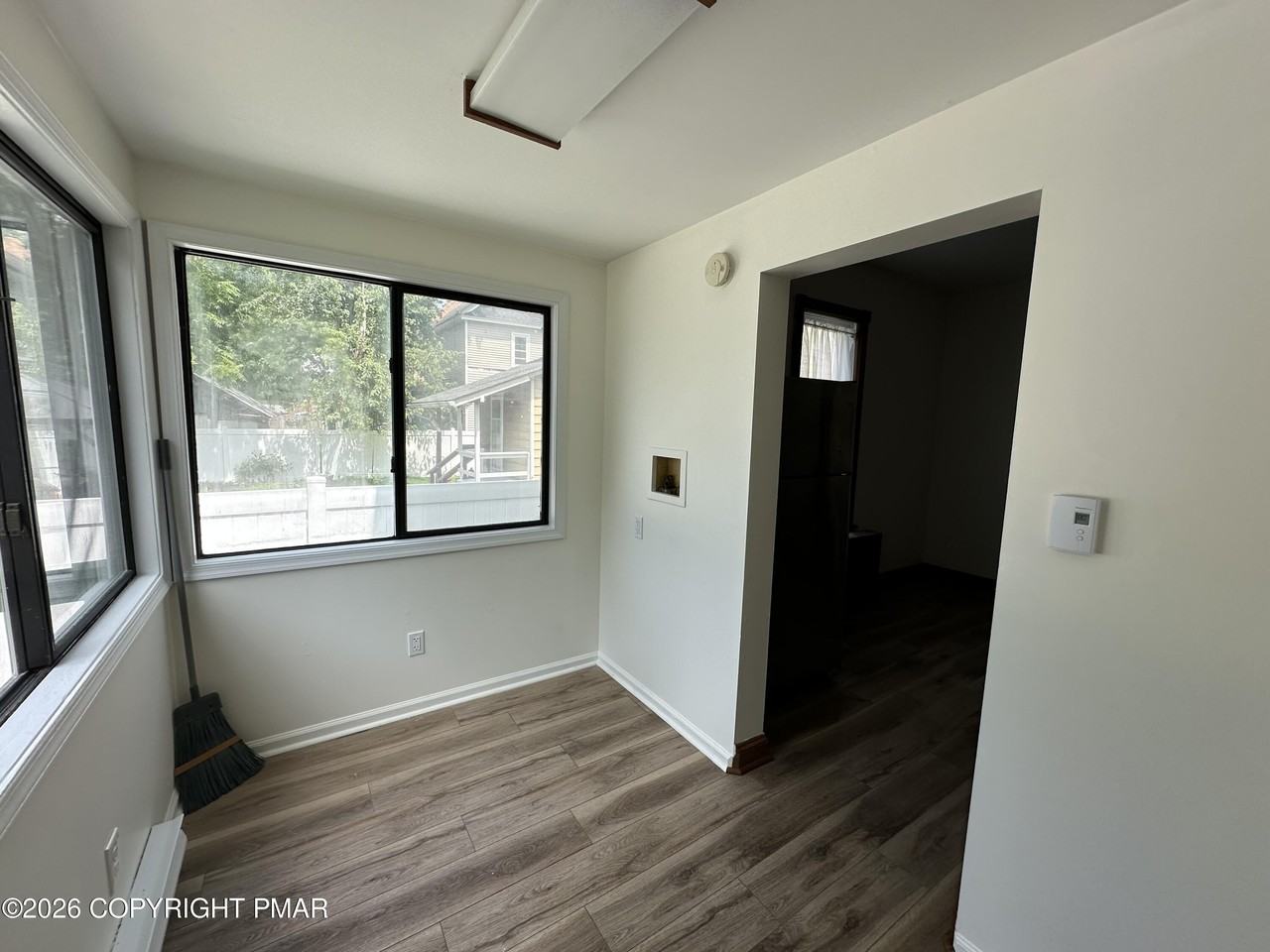 144 Analomink St - Photo 5 of 23