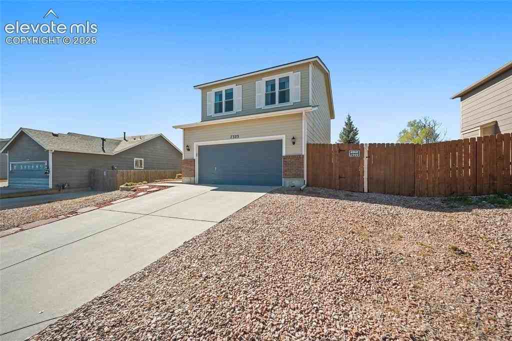 7323 Willowdale Dr - Photo 4 of 34