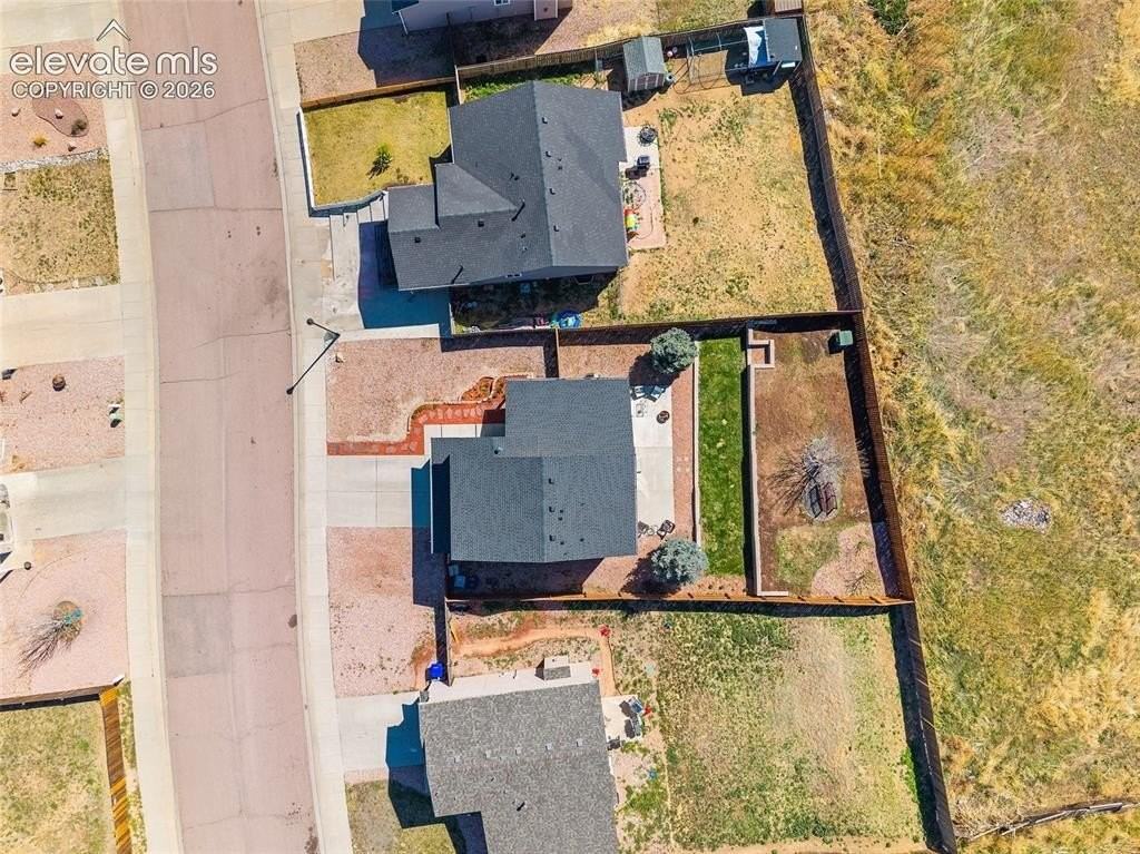 7323 Willowdale Dr - Photo 6 of 34