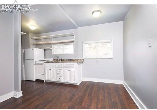 1118 E Platte Ave #B - Photo 5 of 15