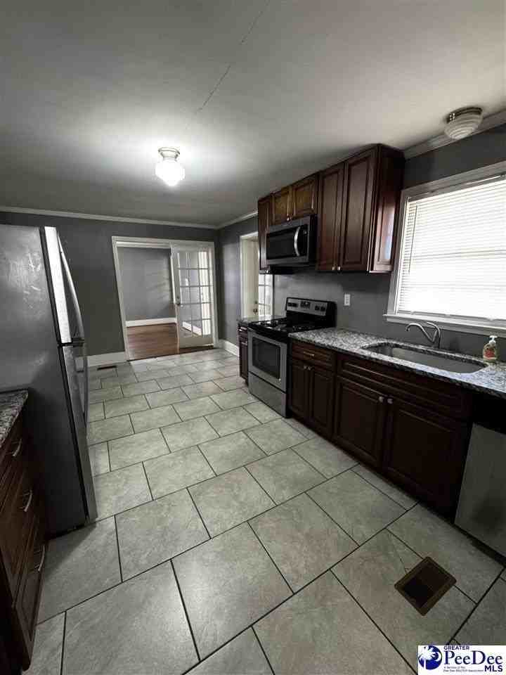 1120 2nd Loop Rd - Photo 6 of 15