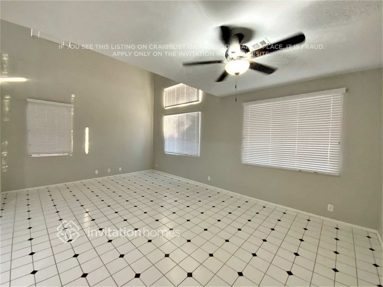 5509 Flora Spray St - Photo 4 of 33