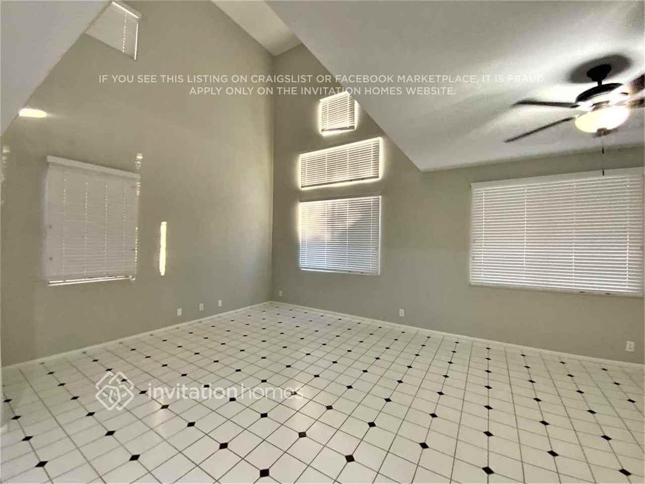 5509 Flora Spray St - Photo 5 of 33