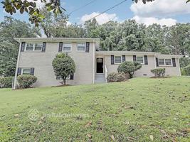 featured image of 1734 Mary Lou Ln Se