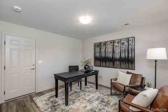 3032 Hydrangea Ln - Photo 2 of 27