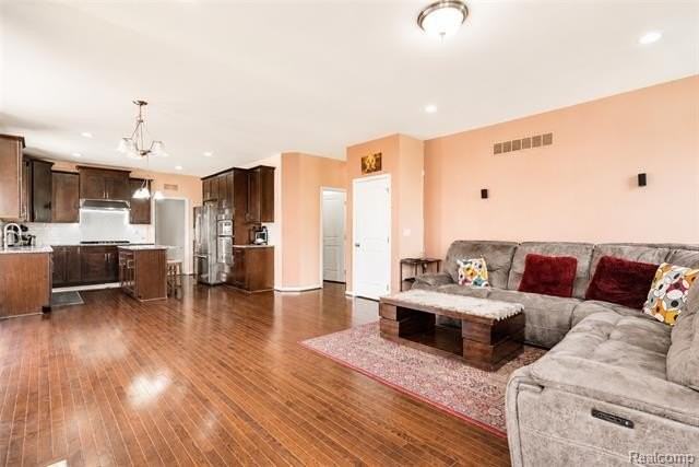 50873 Scarborough Rd - Photo 7 of 33