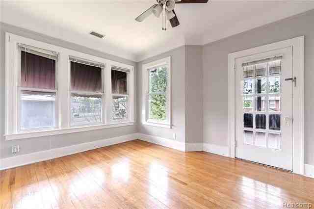 605 W Hudson Ave - Photo 6 of 23