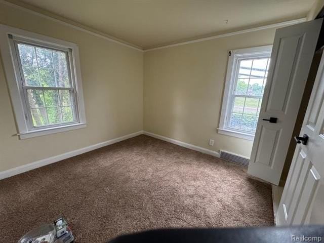 20715 Huntington Ave - Photo 6 of 14