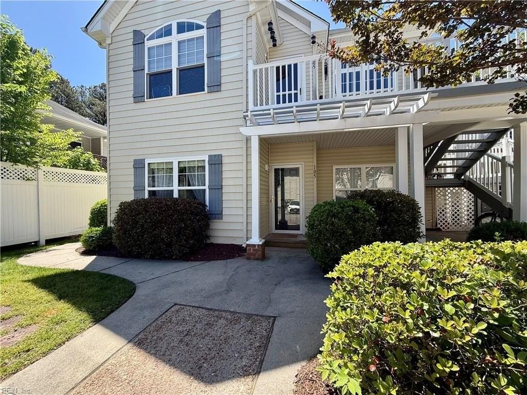 400 Coastal Walk Pl #105