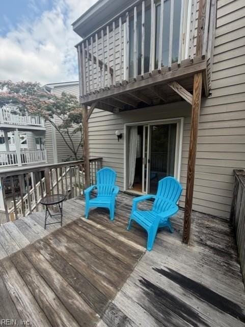 206 64th St #B - Photo 5 of 46
