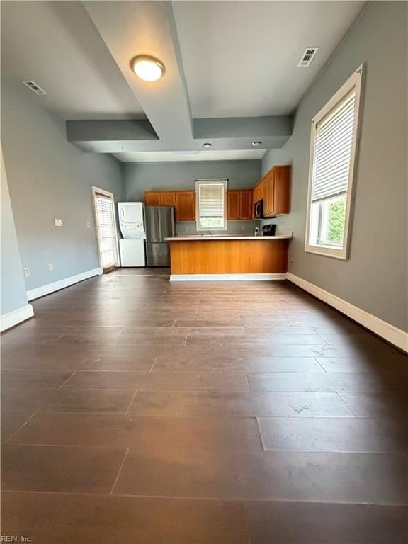 448 Green St #ST - Photo 2 of 10
