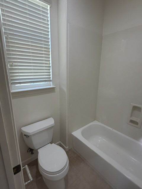 435 W Saint Francis Ave - Photo 7 of 20