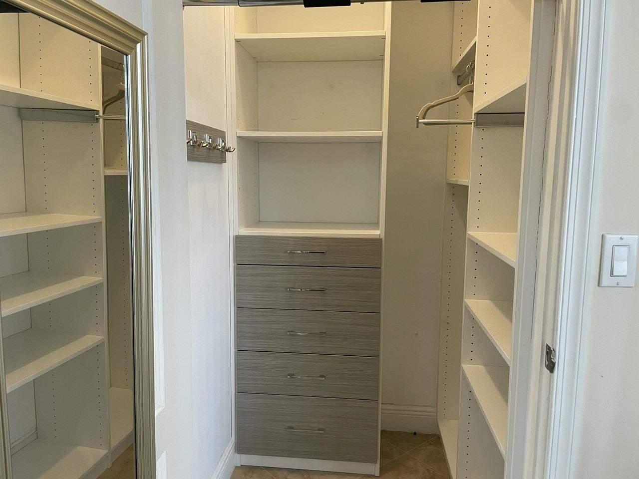 552 Nw 39th Cir - Photo 5 of 35