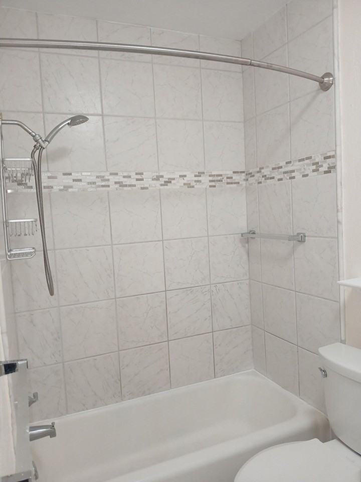 1597 Ne 53rd Ct - Photo 3 of 49
