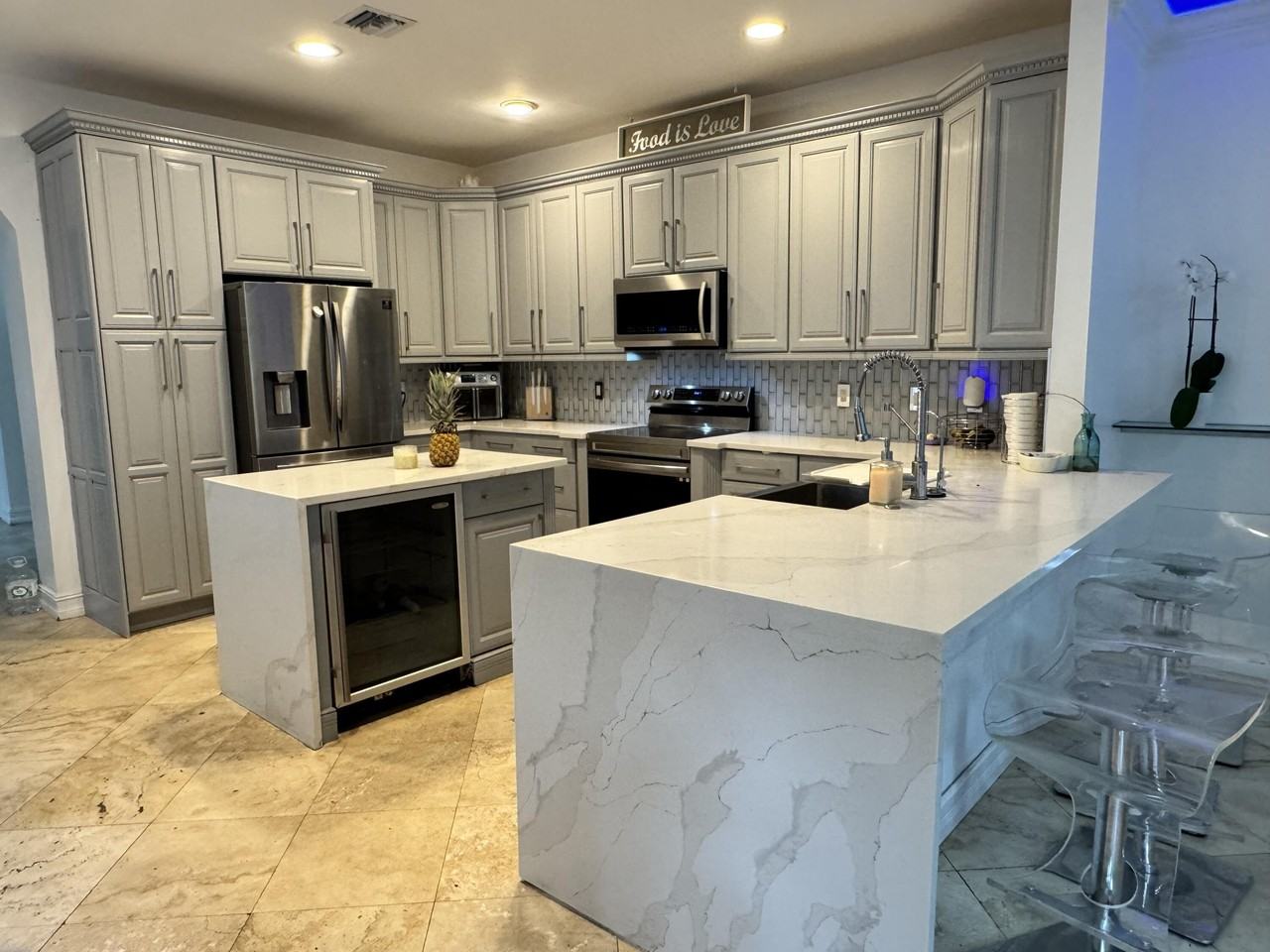 808 N Victoria Park Rd #0 - Photo 6 of 17