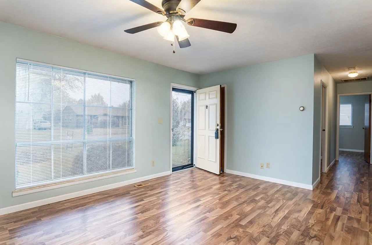 1012 Holly Ave #1 - Photo 6 of 12