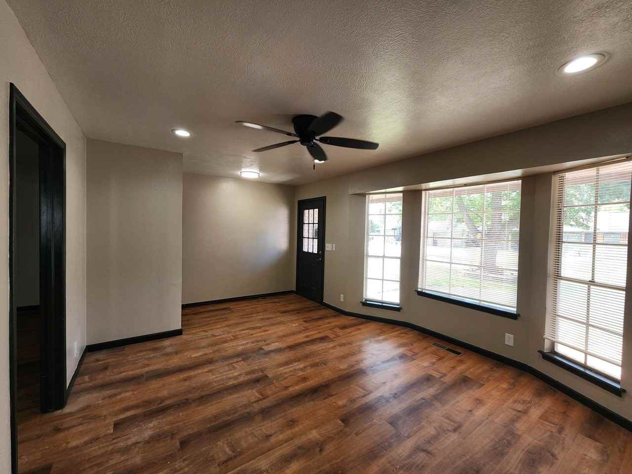 2429 Nw 110th St #1 - Photo 6 of 50