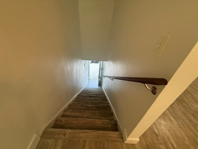 1114 1/2 W. 55th St #1114-5 - Photo 2 of 6