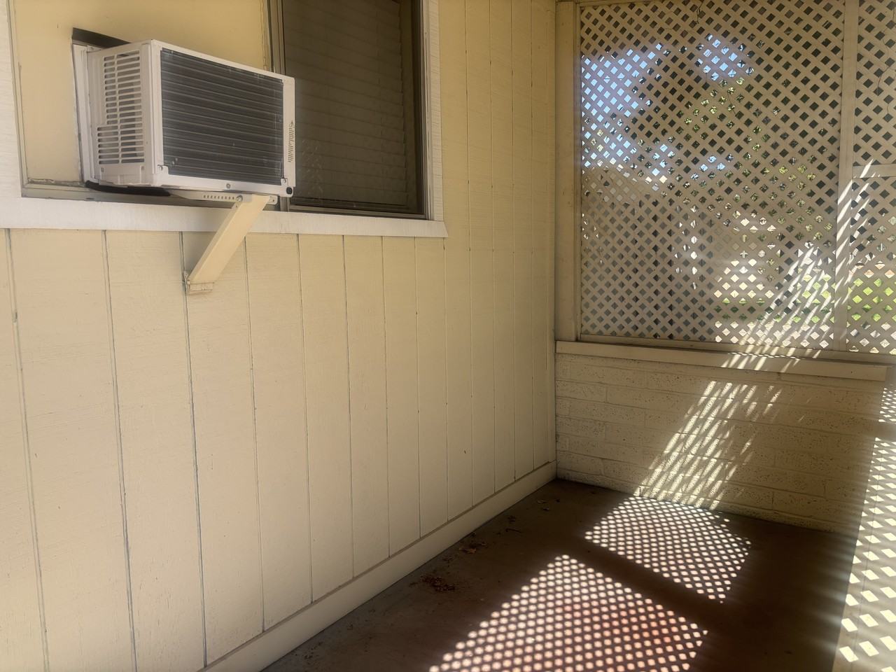 511 Coffee Rd #1 - Photo 2 of 14