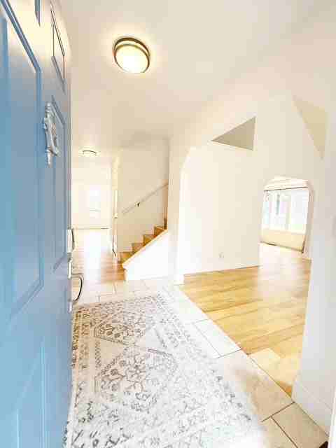 1128 Nw Thornwood Cir #1 - Photo 2 of 50