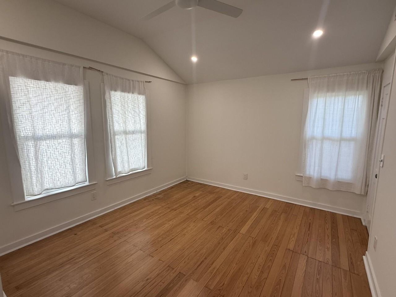 427 N J St - Photo 7 of 14